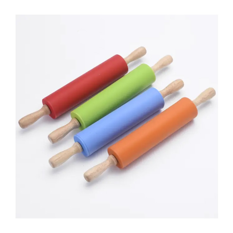 Ang baking tool non-stick pastry rolling pin na may kahoy na hawakan