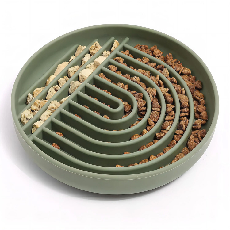 Pasadyang logo Round Maze Silicone Slow Feeder Dog Pet Bowls