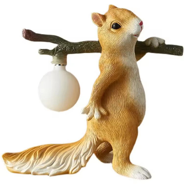 Nordic Bedside Resin Cartoon Squirrel Children Table Lamp